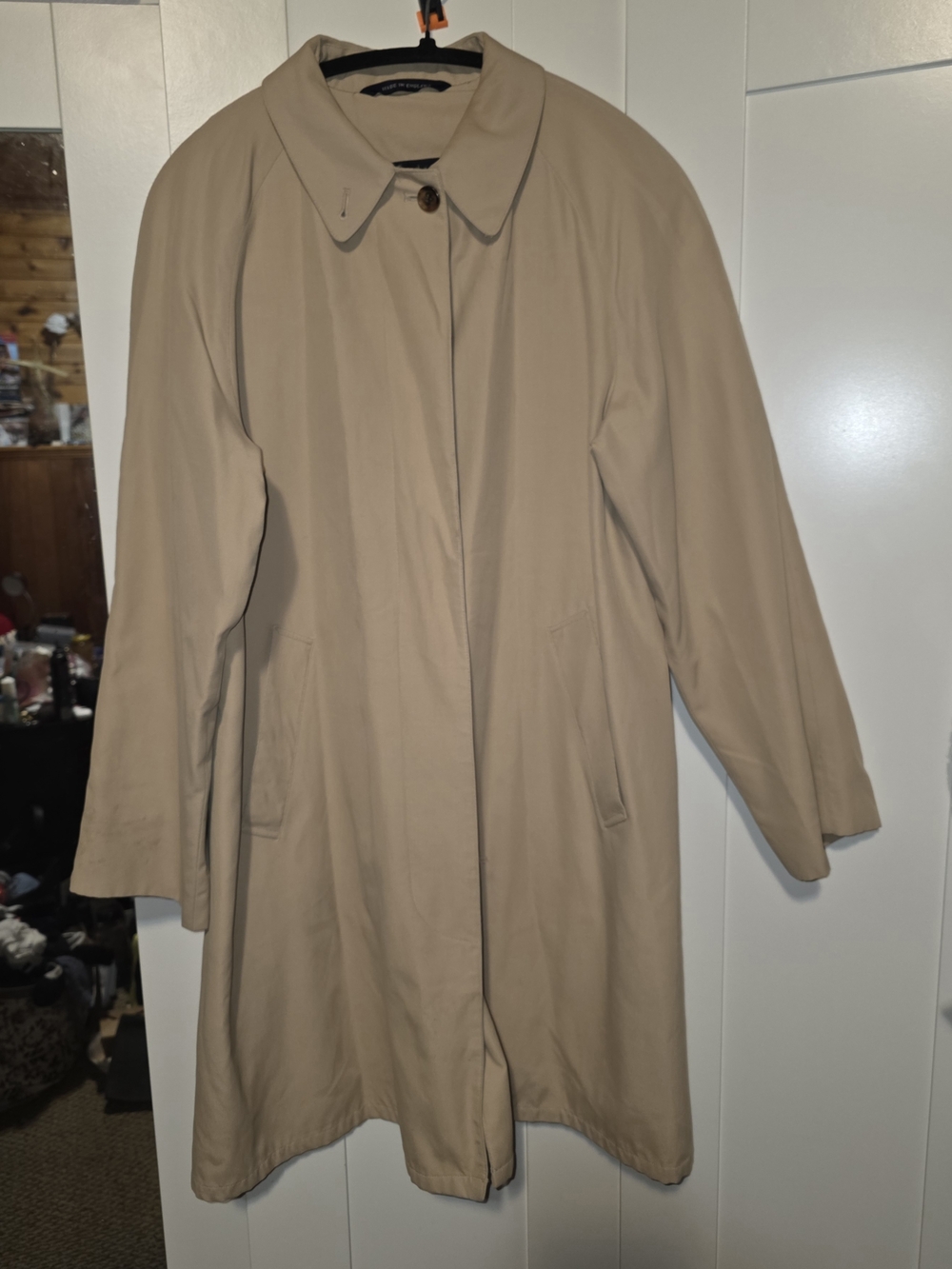 Vintage 1980's Burberry Beige Women's Trench Coat Size 10 Us